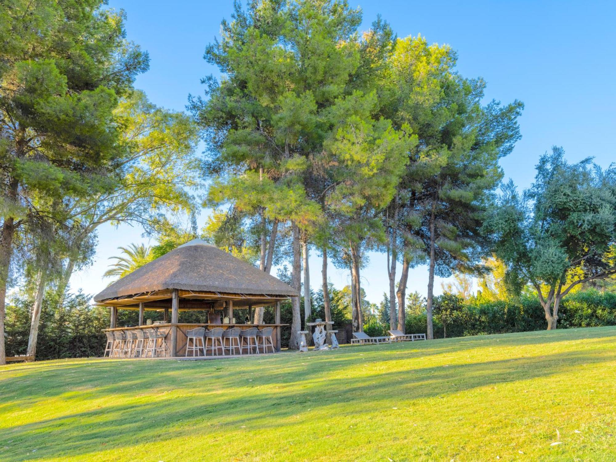 Smb10 Stunning Luxury On A Private Domaine Near Padierna Golf Club Estepona
