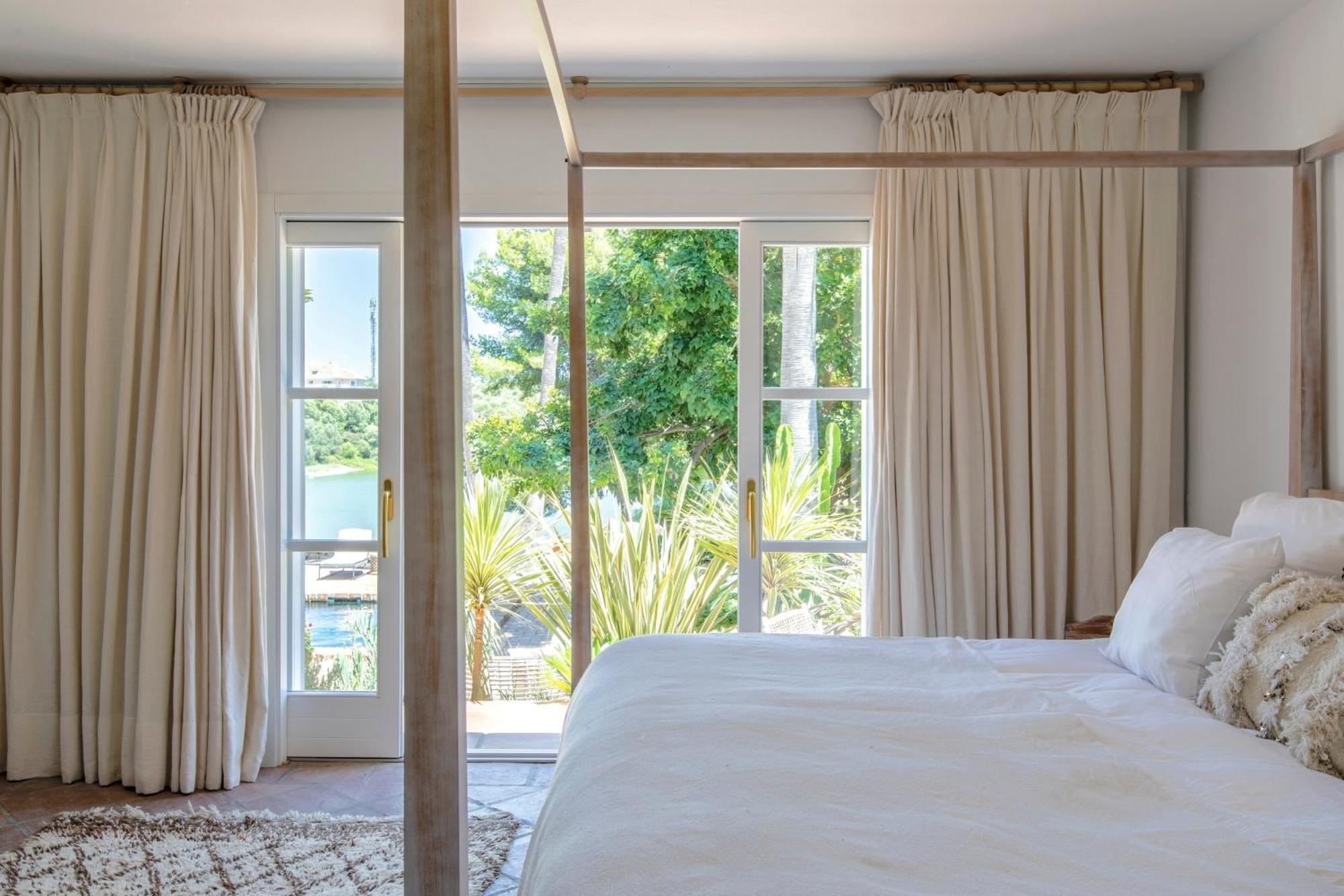 Smb10 Stunning Luxury On A Private Domaine Near Padierna Golf Club Estepona